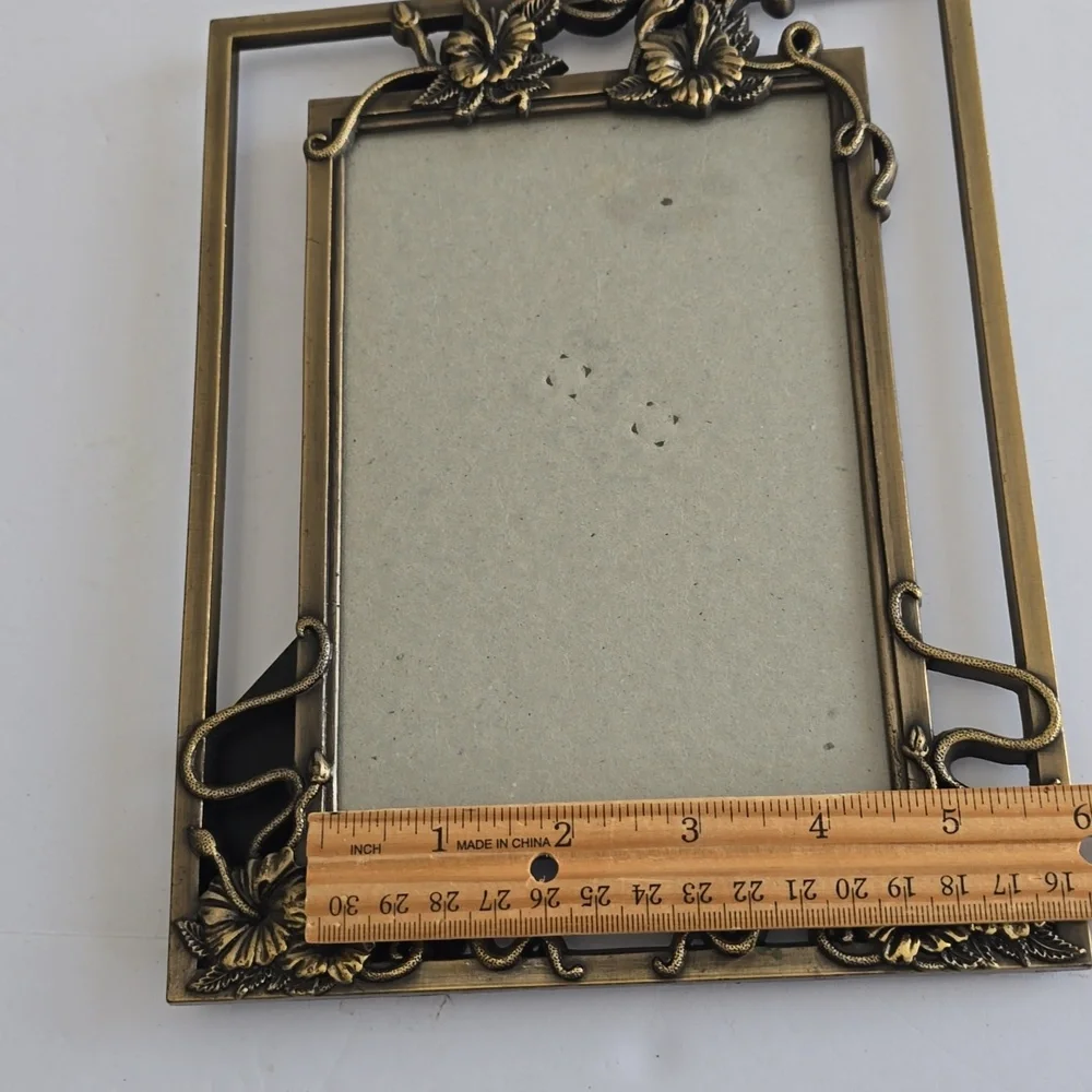 Vintage The Weston Gallery Metal Frame  Bronze Floral Vines Easel Display